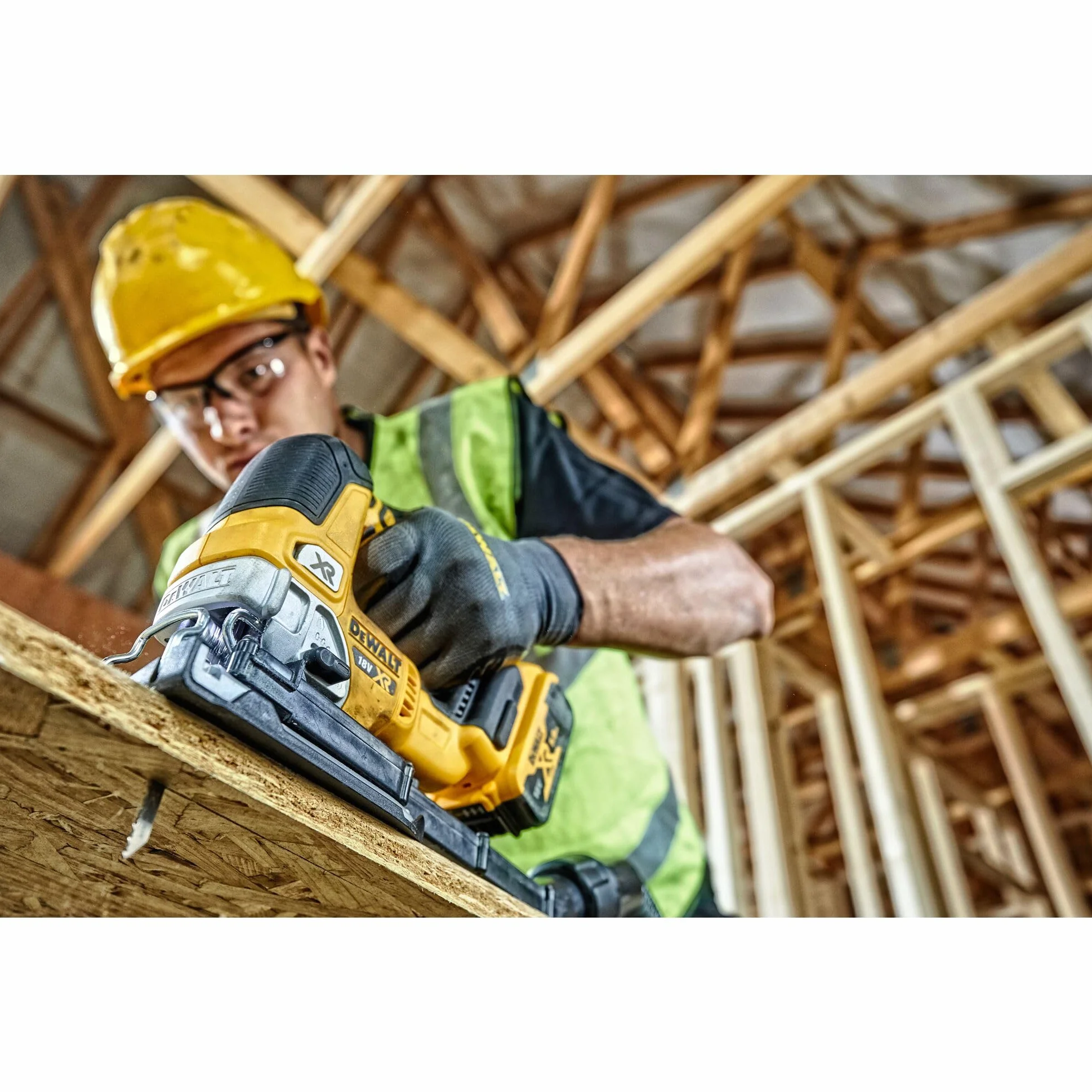 Dewalt Wyrzynarka Akumulatorowa 135 mm Żółty