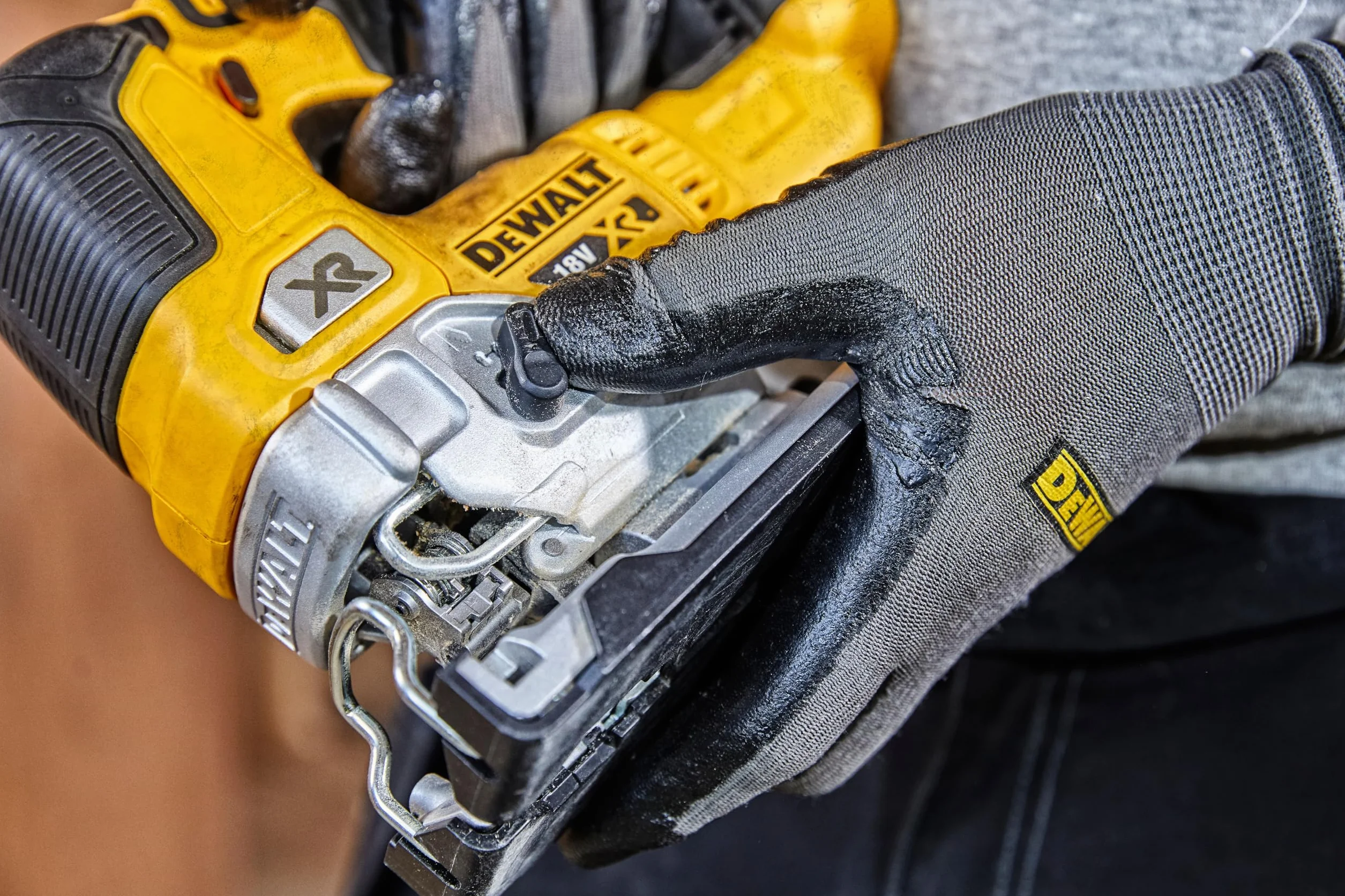 Dewalt Wyrzynarka Akumulatorowa 135 mm Żółty