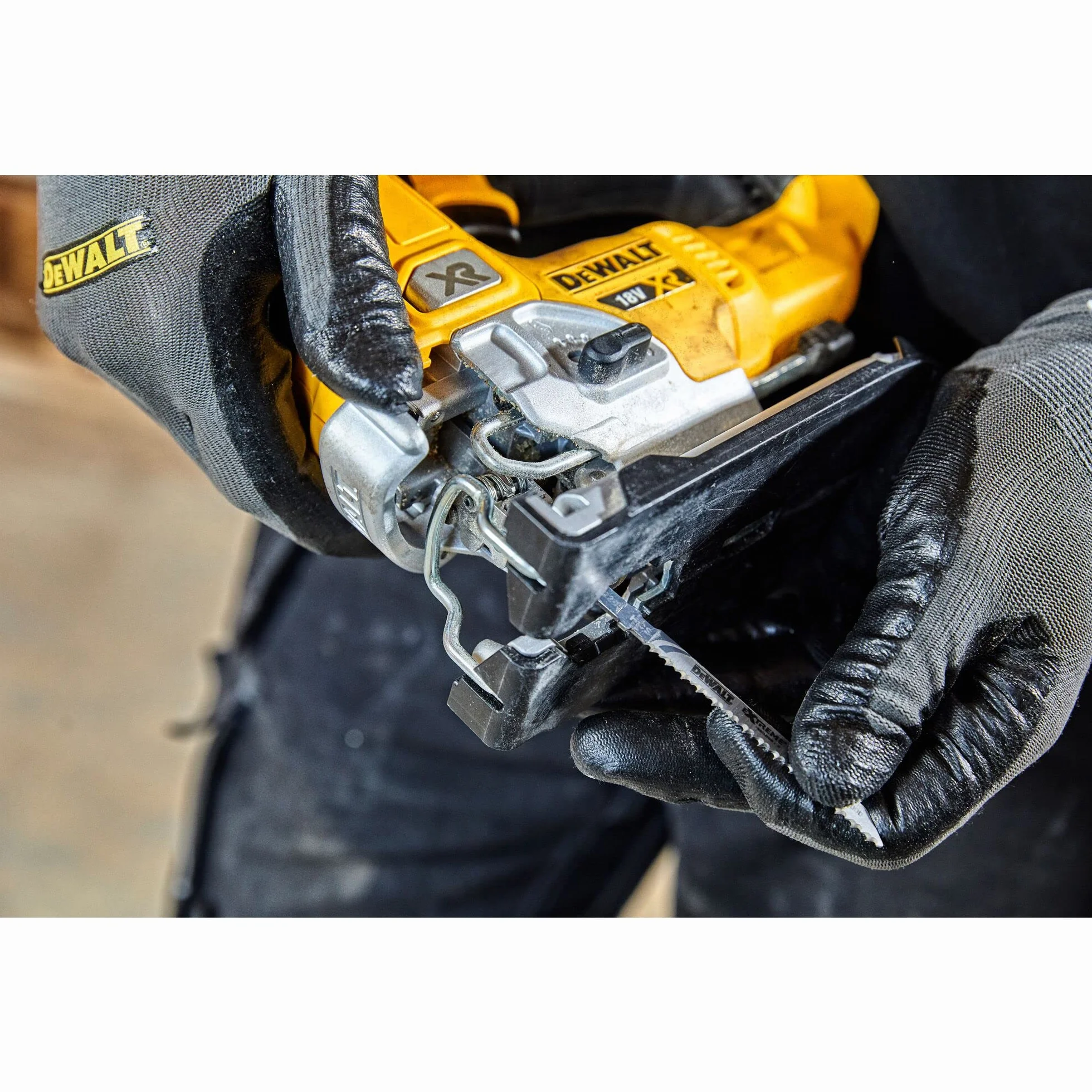 Dewalt Wyrzynarka Akumulatorowa 135 mm Żółty