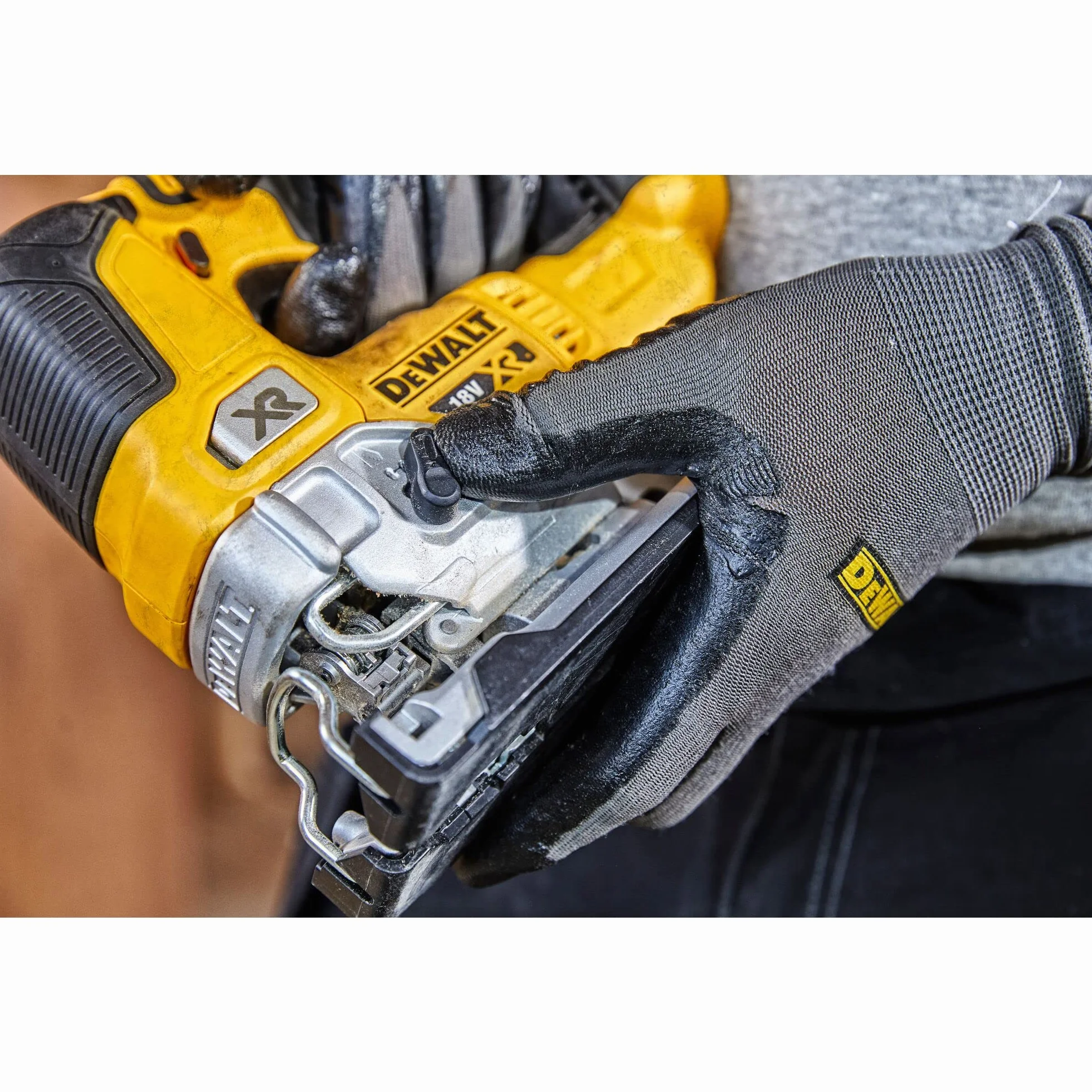 Dewalt Wyrzynarka Akumulatorowa 135 mm Żółty